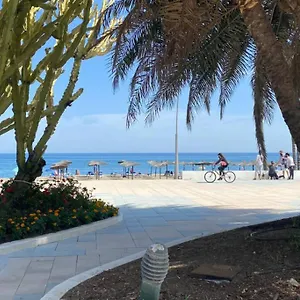 Diana Centro, A 500 M De La Playa Y Con Garaje Ido , Estepona España